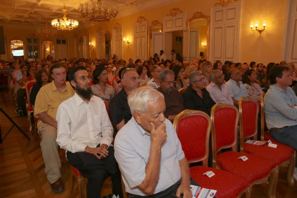 Conférence Salon d'honneur de la Mairie de Saint Denis